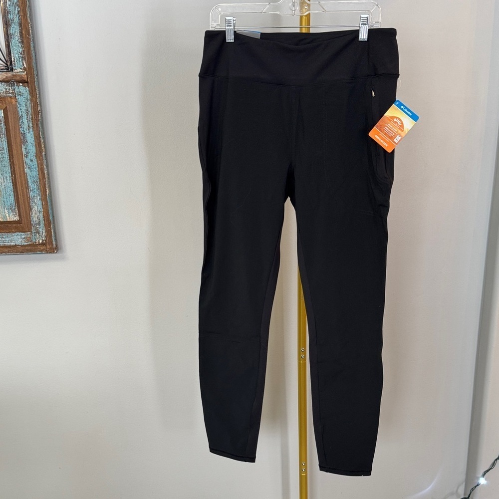 Columbia Black Omni-Shade black Pants NWT L